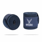 Wrist Wraps de Stoic brindan soporte y estabilidad a las muñecas, reduciendo el riesgo de lesiones y mejorando el control en levantamientos pesados